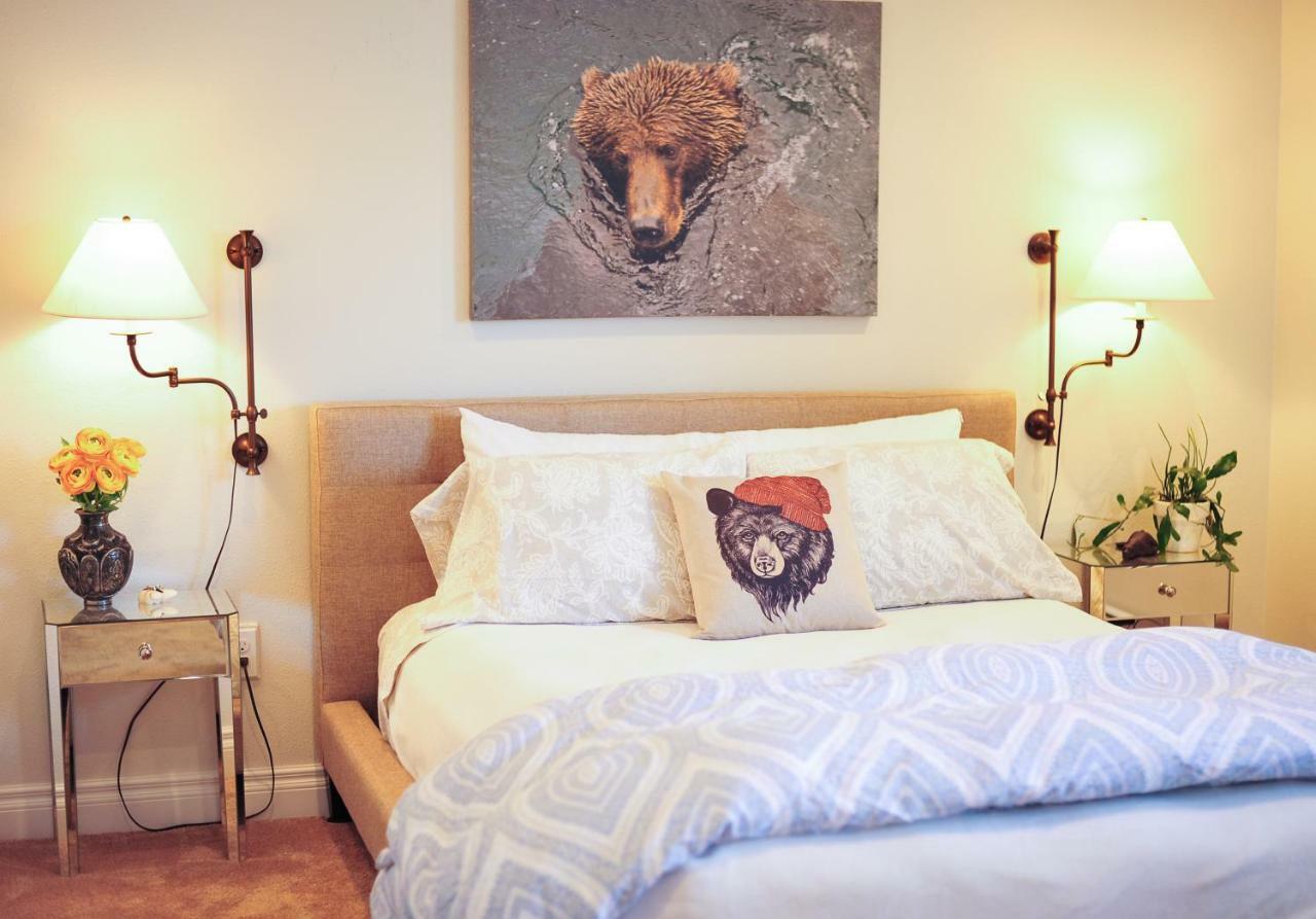 Cranky Crow Bed & Breakfast 코디액 외부 사진